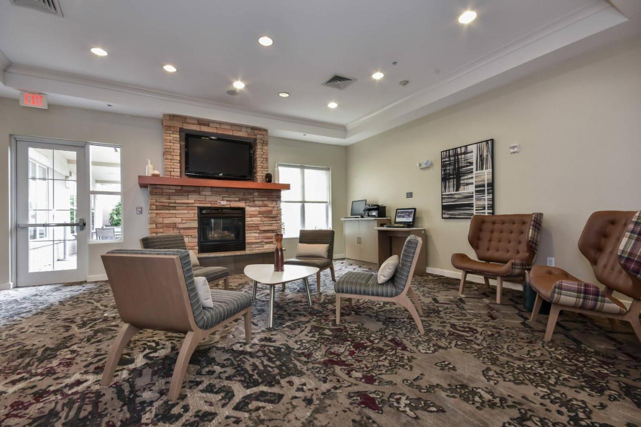 Residence Inn Charlotte Конкорд Экстерьер фото