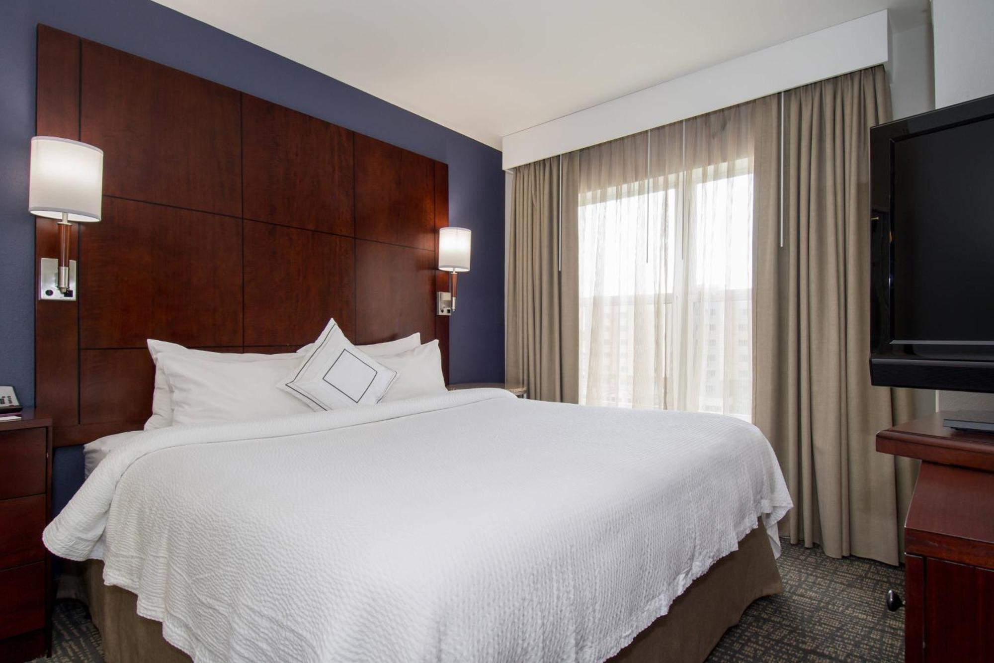 Residence Inn Charlotte Конкорд Экстерьер фото